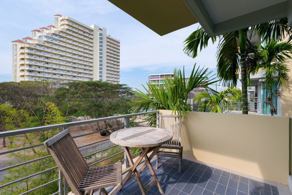Фото Rocco Huahin Condominium