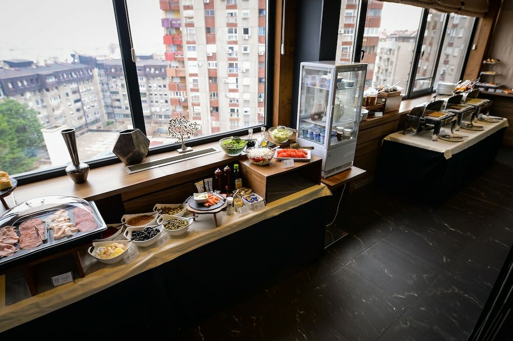 Фото Radisson Red Belgrade