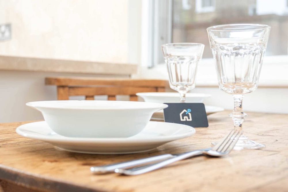 Фото Bright Bayswater Apartment