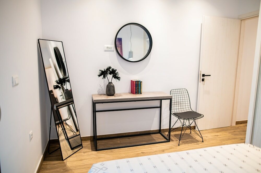 Фото Pebble Garden Orchid