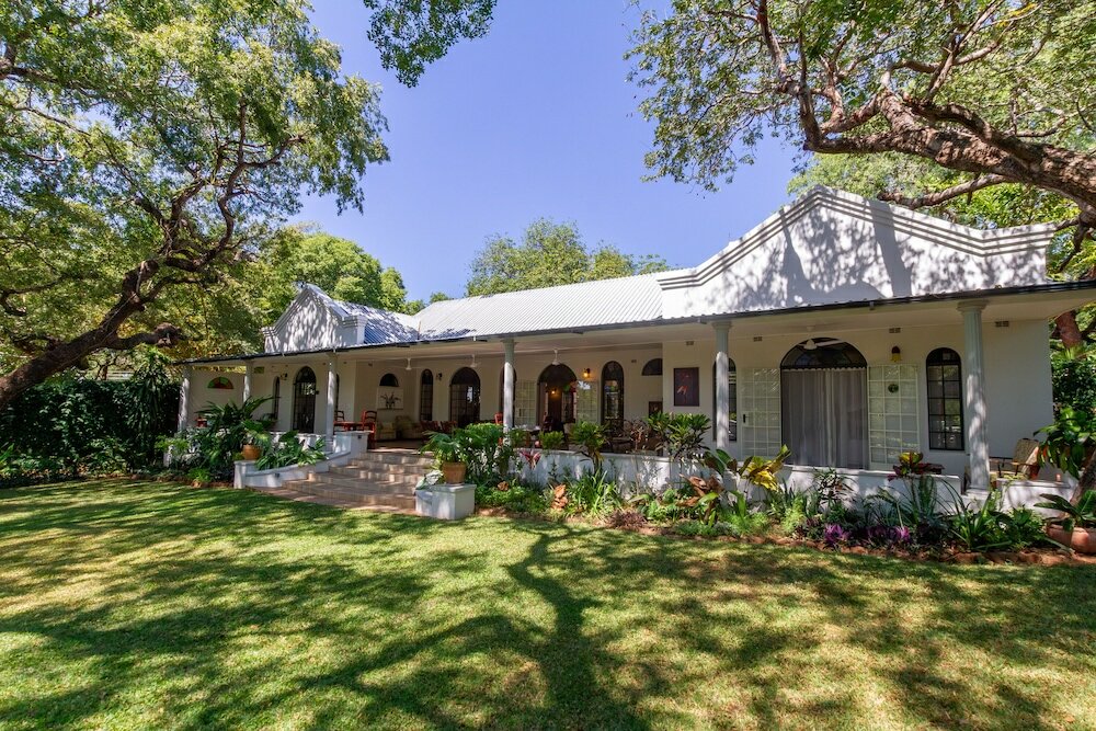 Фото The Courtney Lodge