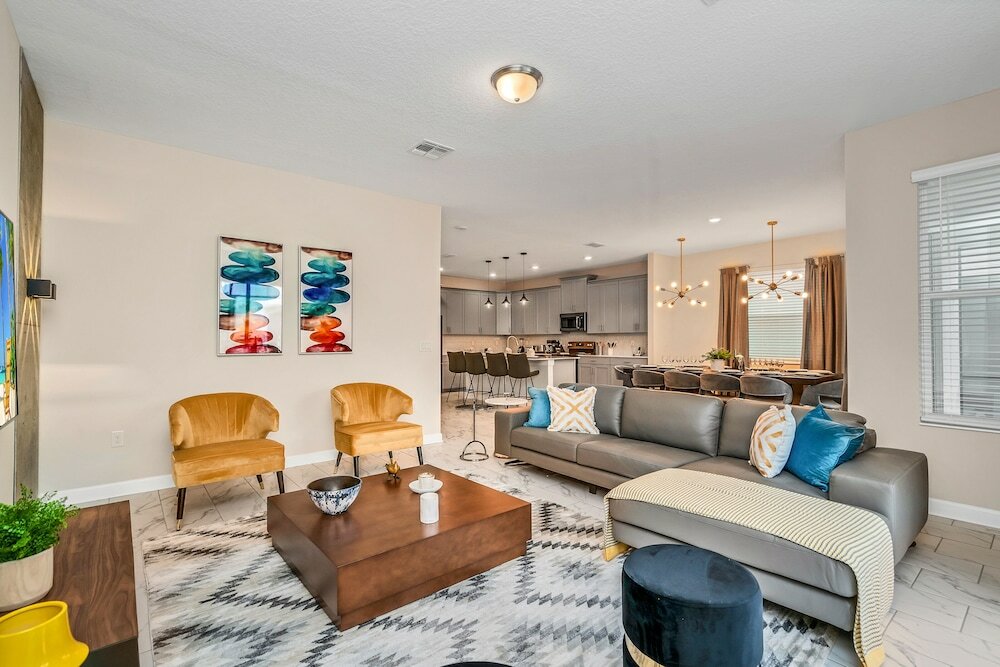 Фото Edgy, Modern 6 Bed 5 Bath