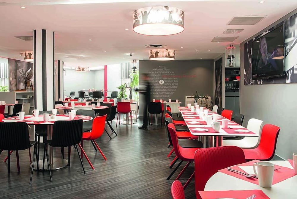 Фото Hotel Périphérie Porte de Saint Ouen