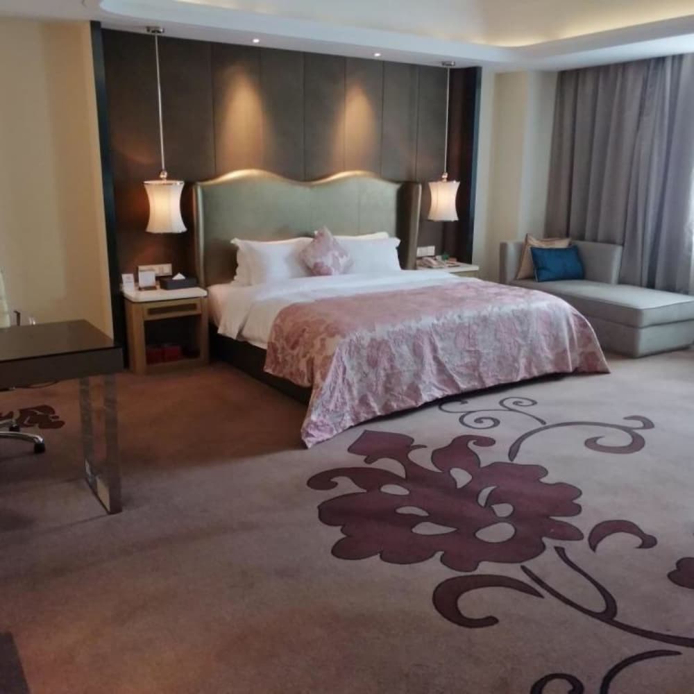 Фото Garman International Hotel