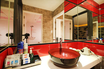 Фото 87416171702