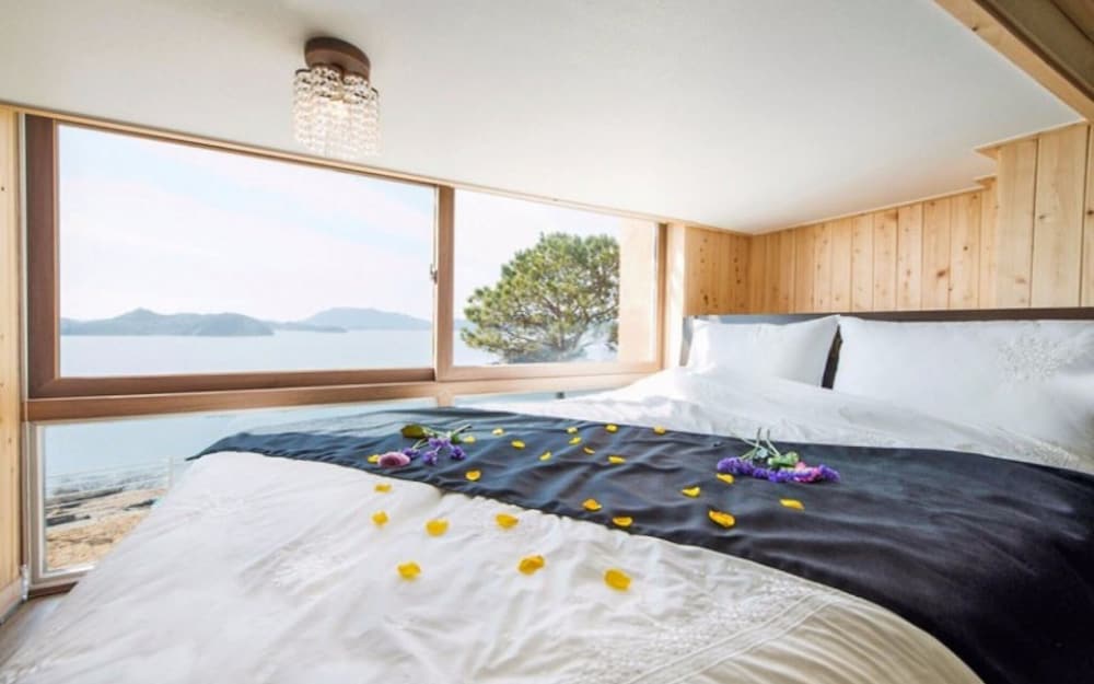 Фото Yeosu The Sea of Counting Stars Pension