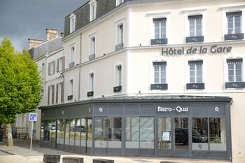 Гостиница H& xF4; tel de la Gare в Ла-Рош-сюр-Йоне