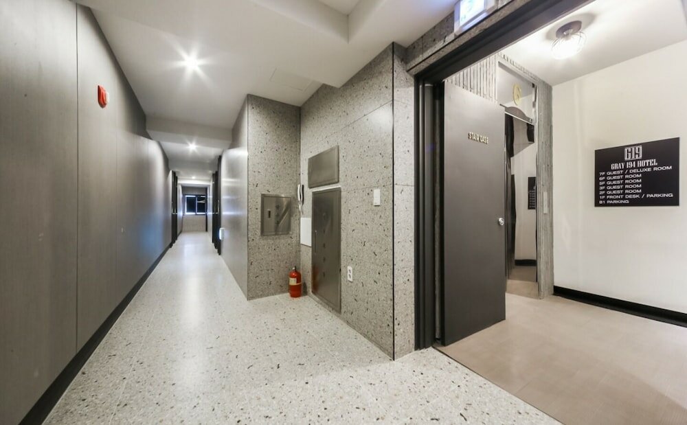 Фото Gray 194 Hotel