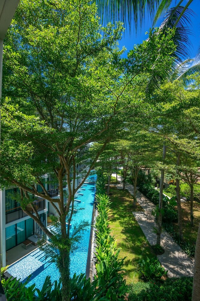 Фото Holiday Inn Resort Phuket Mai Khao Beach