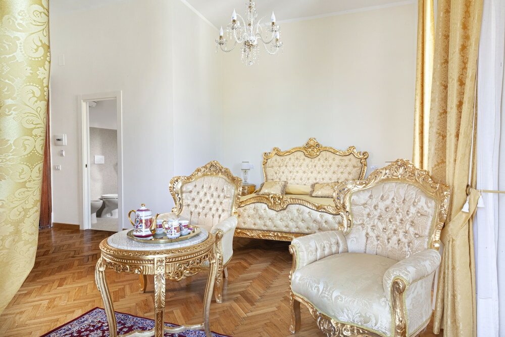 Фото Relais Antica Napoli