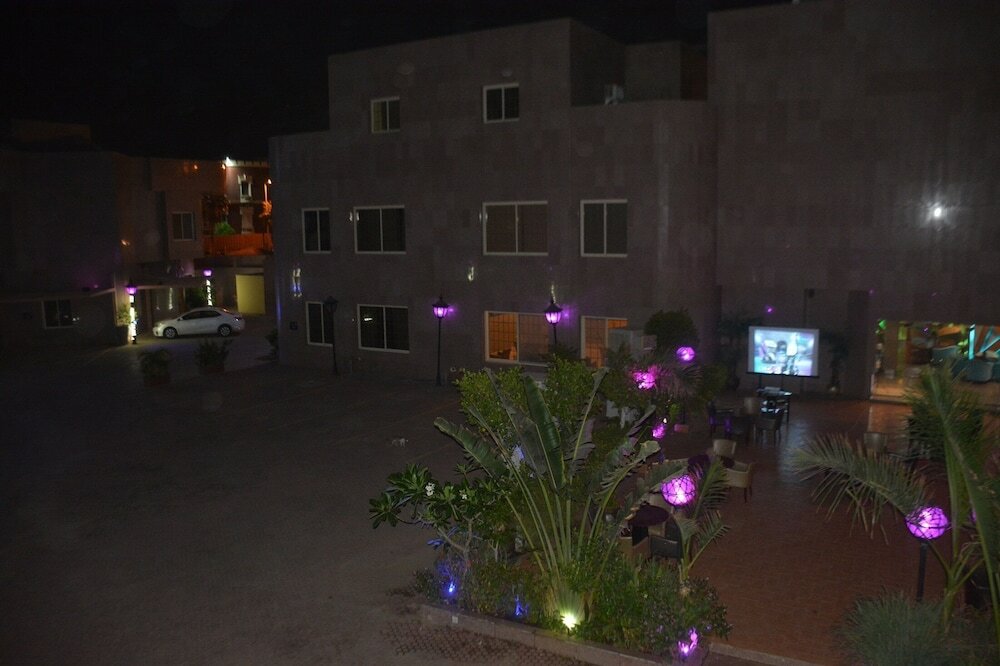 Фото Warood Alsafwa Villas & Hotel Suites