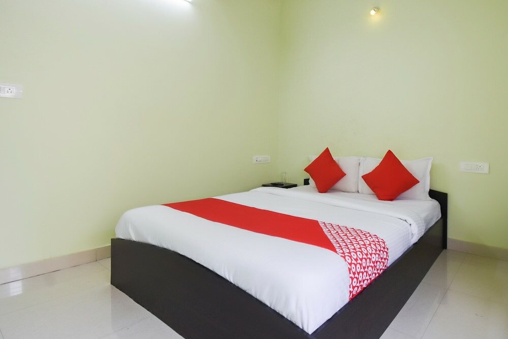 Фото Oyo 62496 Srigandha Party Hall