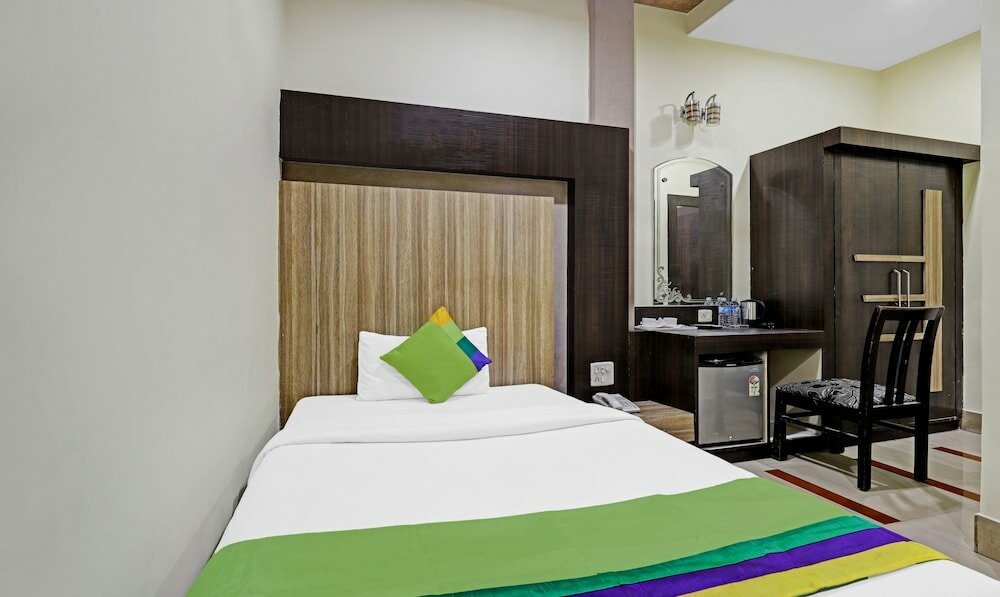 Фото Treebo Trend Apollo