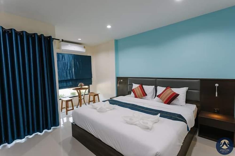 Фото Thapjumras Boutique Hotel