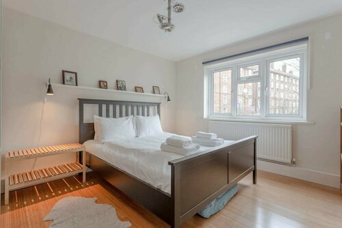 Well Located 2 Bedroom 1 Bath in Elephant & Castle