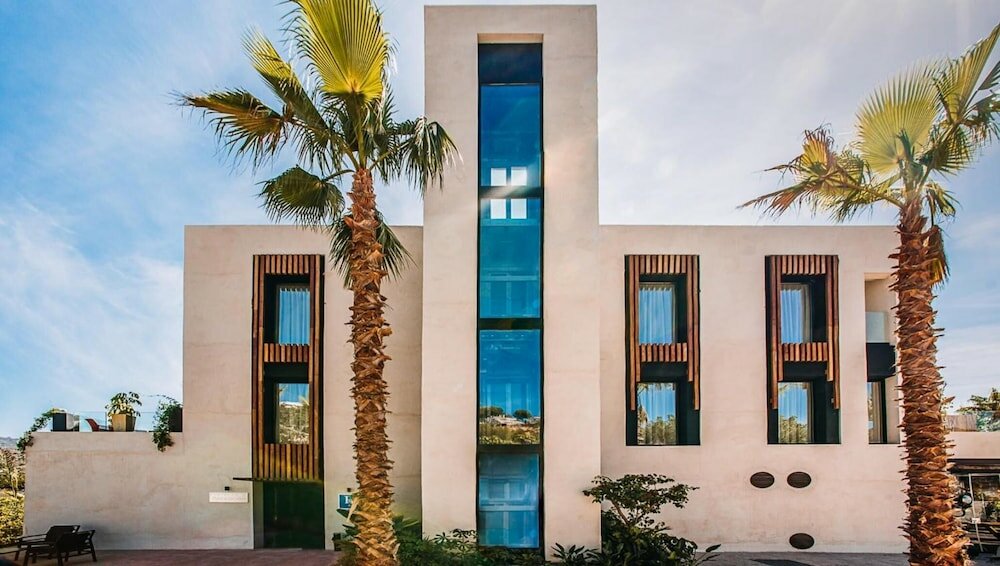 Фото H. Boutique Peña Parda