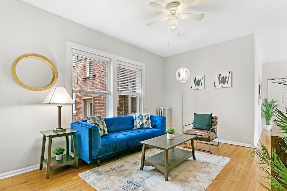 Фото 1br Apt with King Bed in Rogers Park