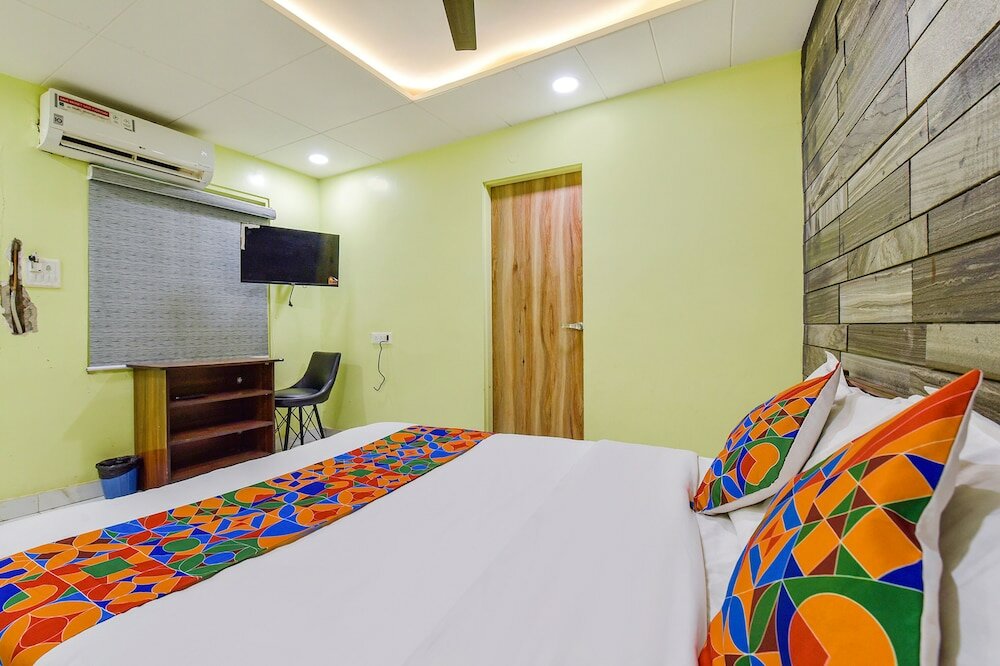 Фото Fabexpress Rani Bagh