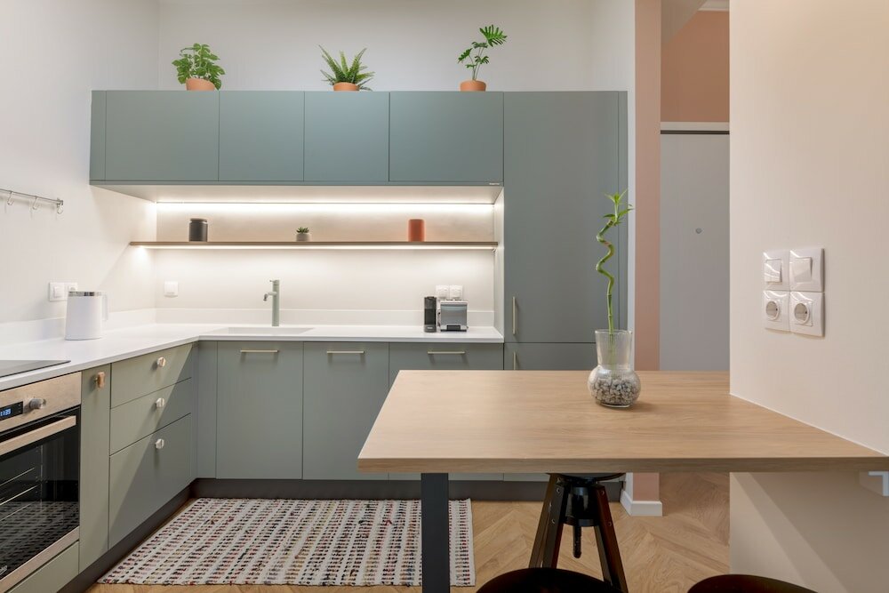 Фото Bohemian 1br Apartment in Athens