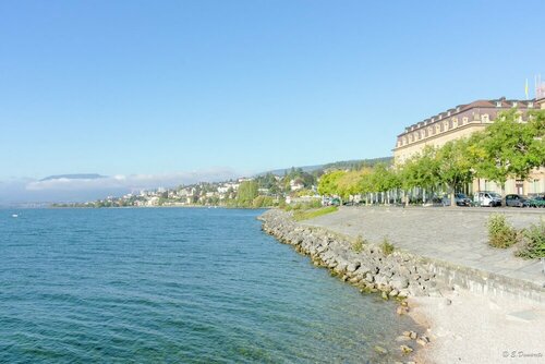 Гостиница Neuchatel City Hotel в Кантоне Невшатель