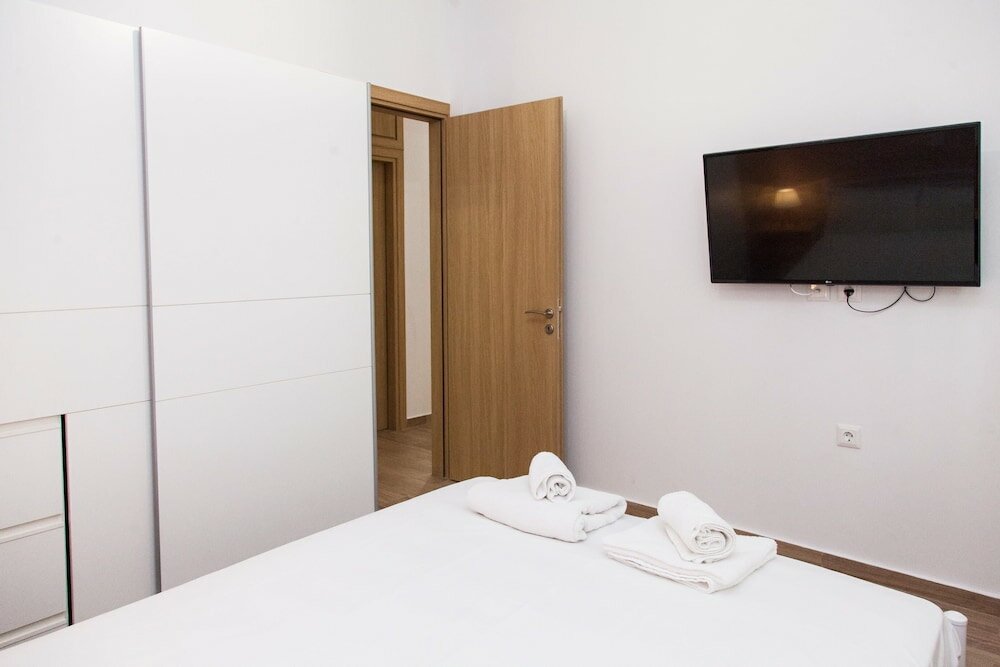 Фото Beautiful new apartment in Petralona