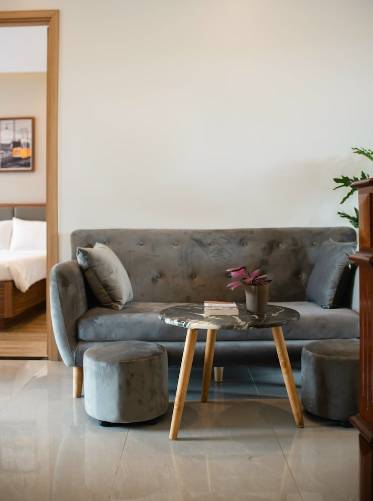 Фото West Lake Hotel