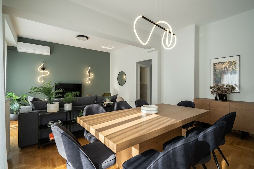 Фото Deluxe 4 Bedrooms Apartment in Athens Center