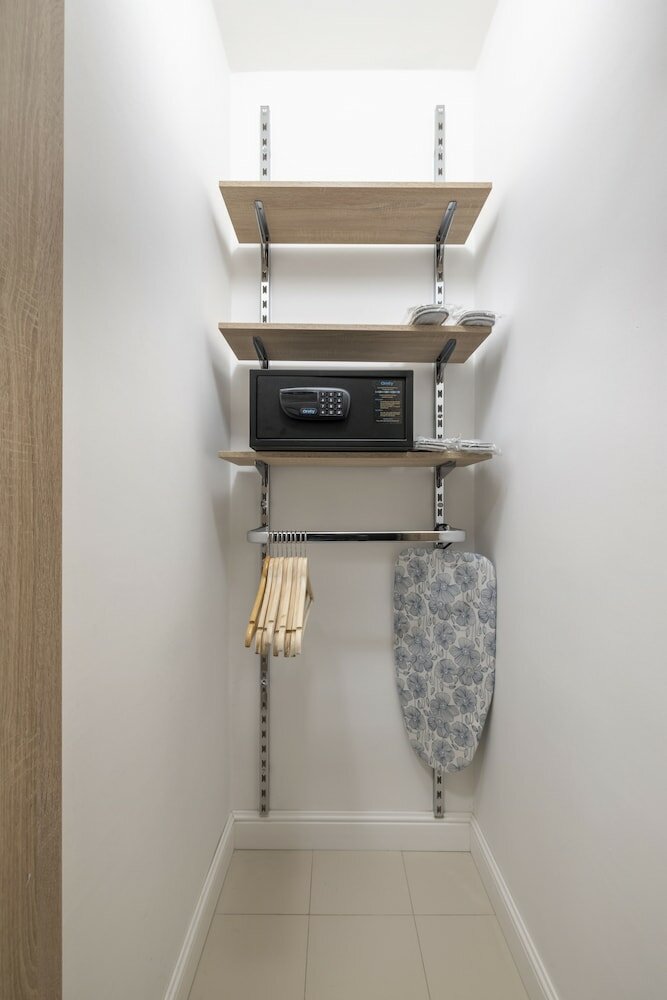 Фото Silver Crown Hotel & Residence