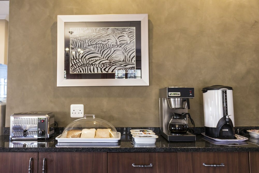 Фото Ruth Avenue Guest House