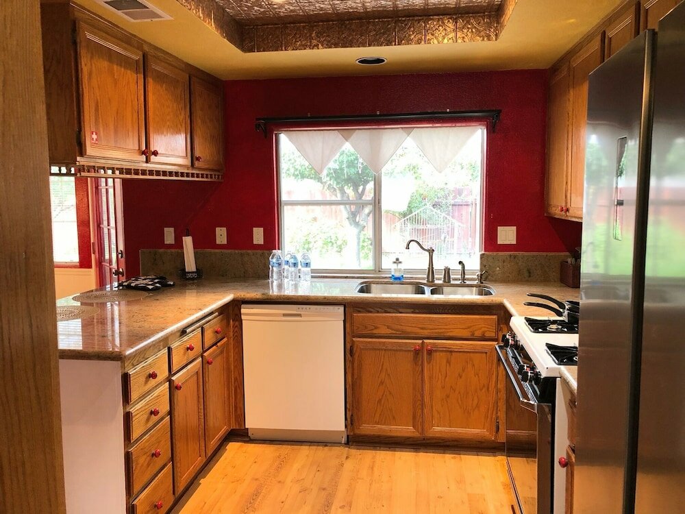 Фото Private bedroom in Country house near wineries