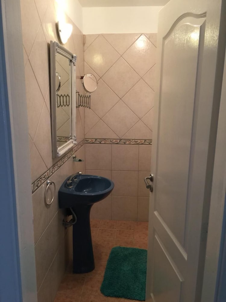 Фото 679 Inn Apart Hotel