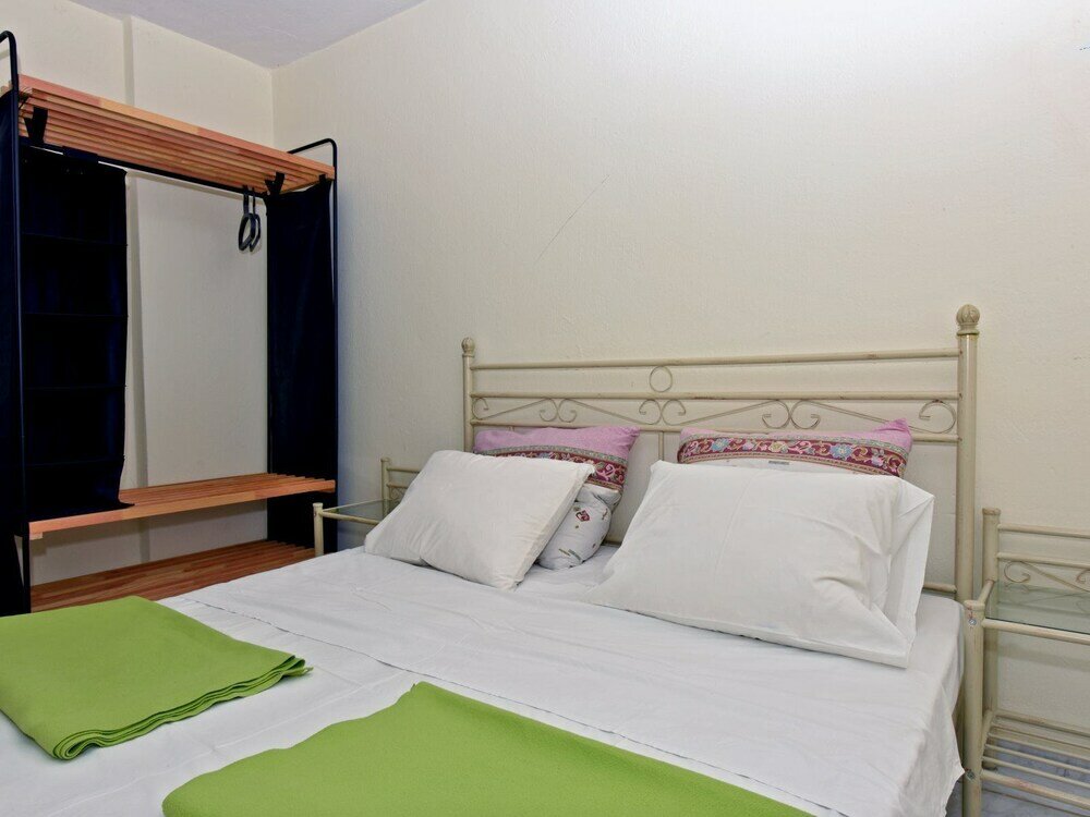 Фото Demi Maisonette