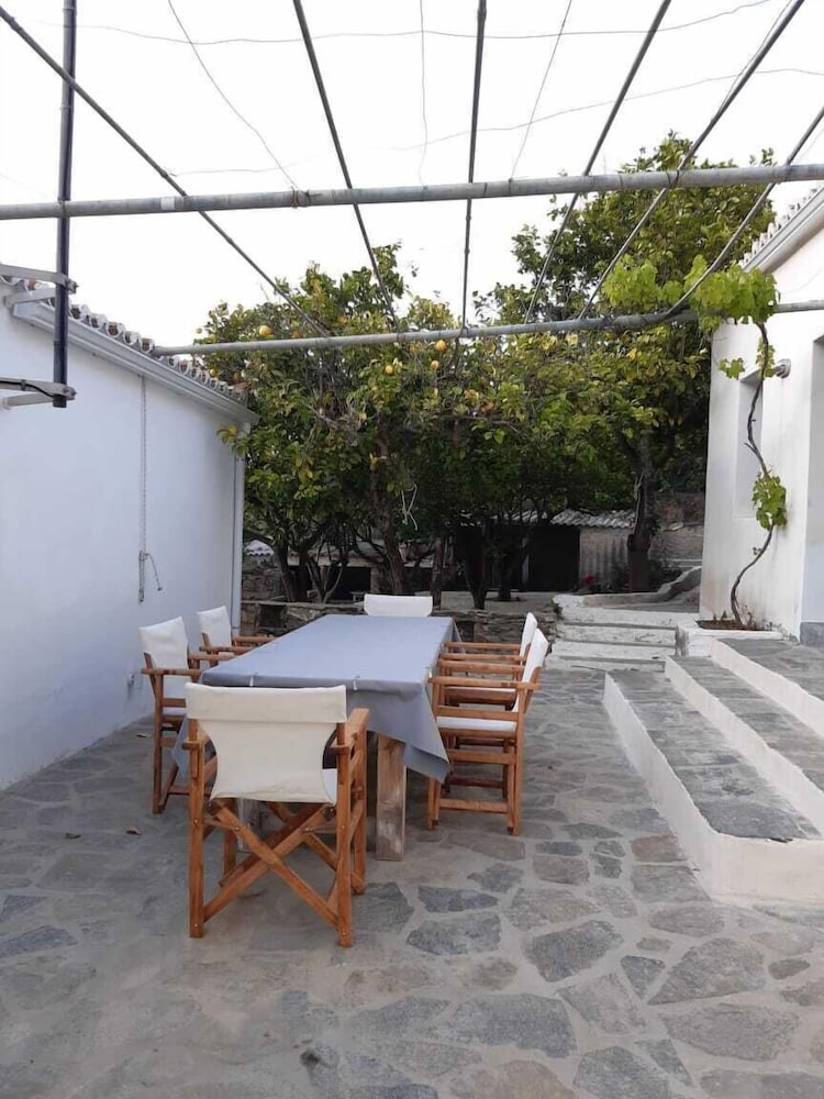 Фото Diamoni Afroditi