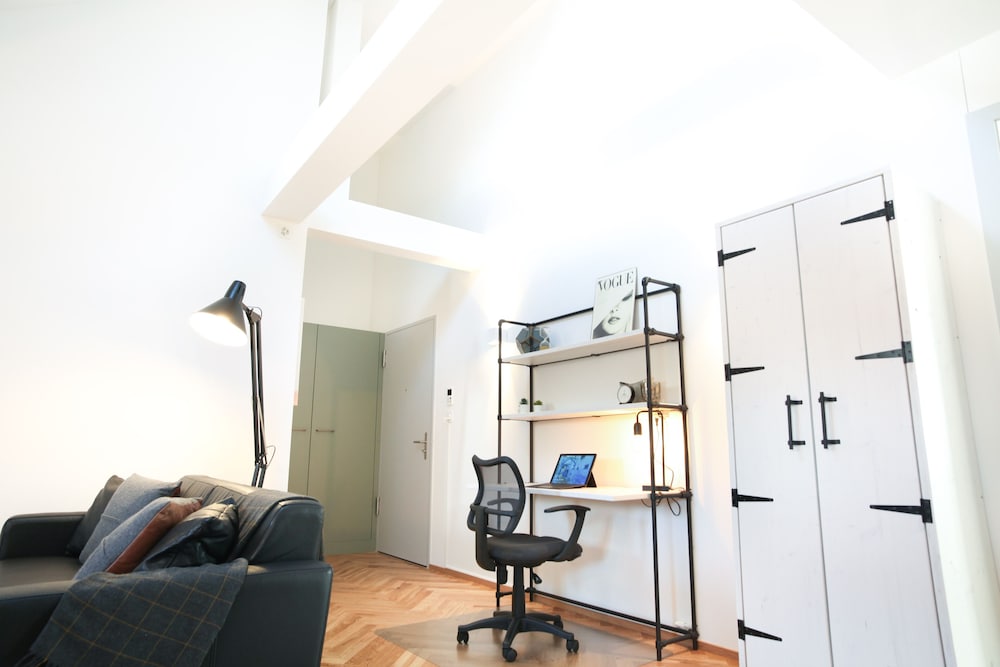 Фото Nest - Müllerstrasse