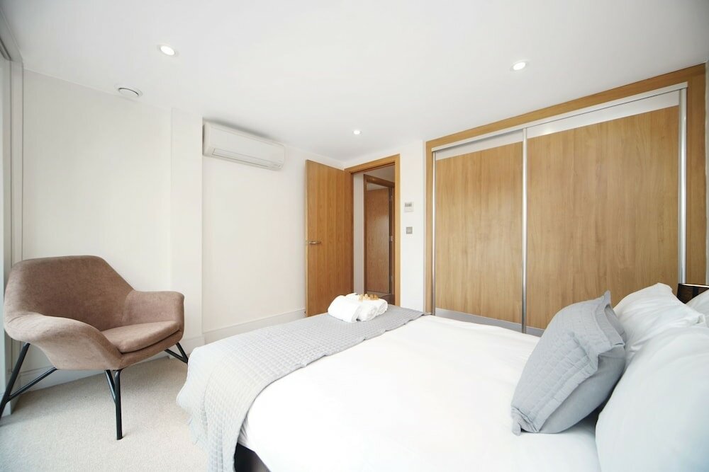 Фото Modern Apartments in Bayswater Central London WiFi & Aircon - by City Stay London