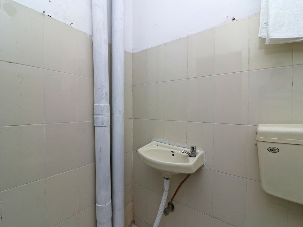 Фото Spot On 42402 Doon Inn