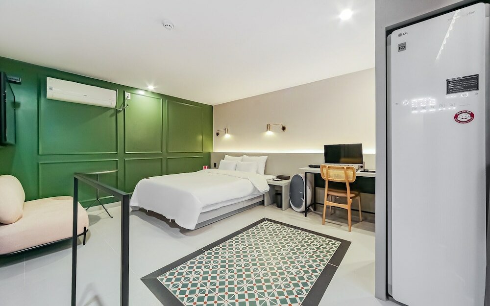 Фото Busan Guseodong French Code