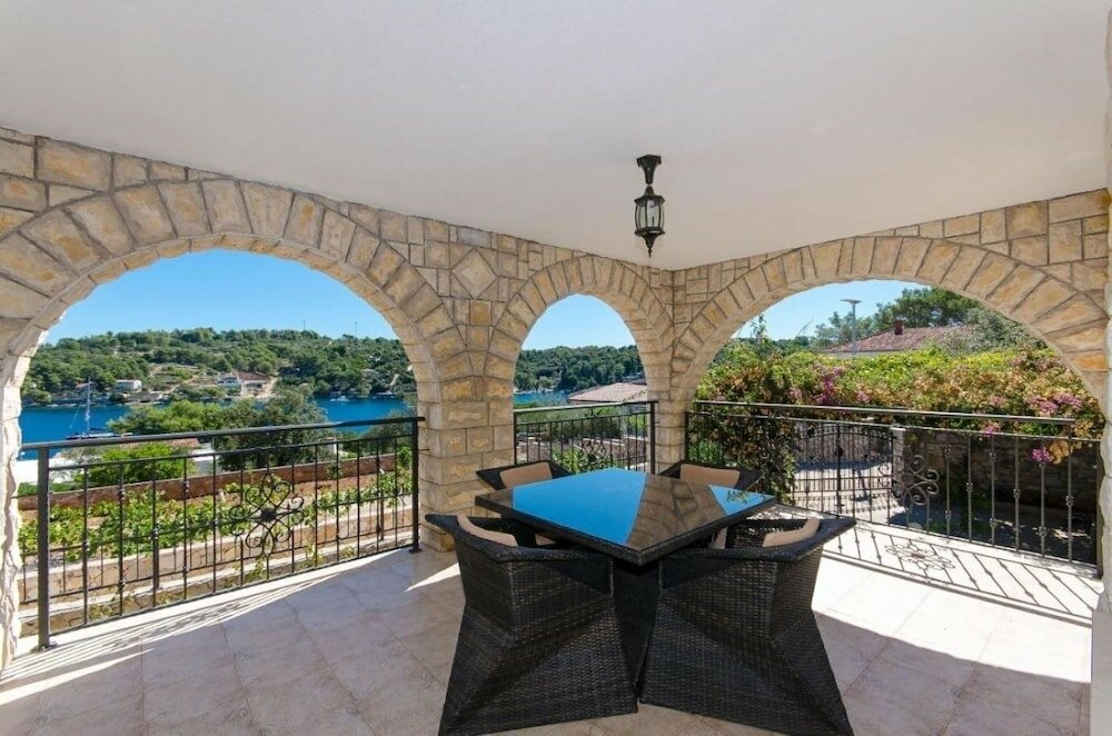 Фото Lucija - Apartment With Pool - A1