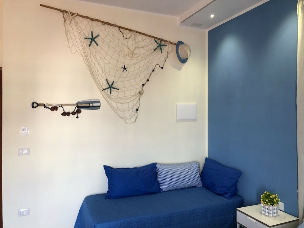 Фото Pompei Window