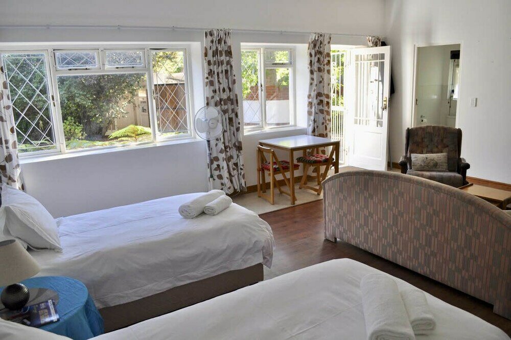 Фото Paris Road Studio