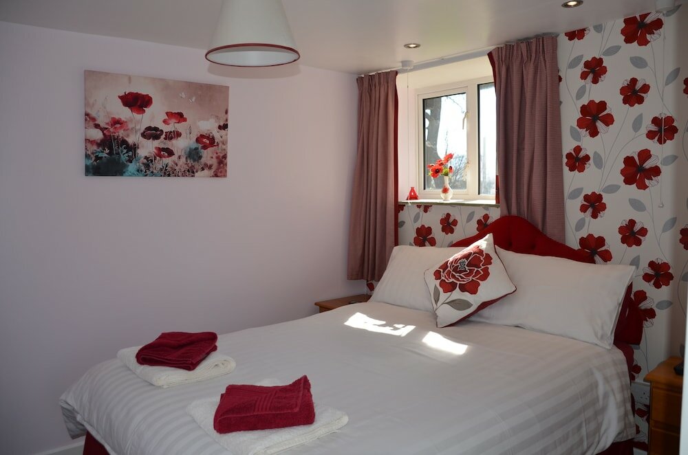 Фото Old Mill Farmhouse