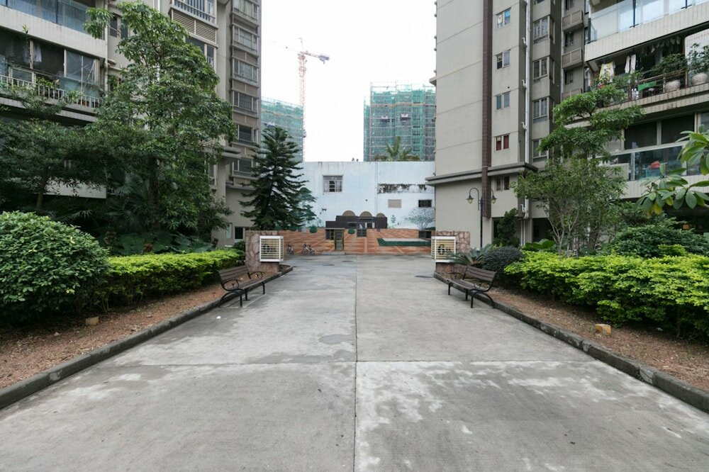 Фото Locals Boutique Apartment Qianshan No. 6