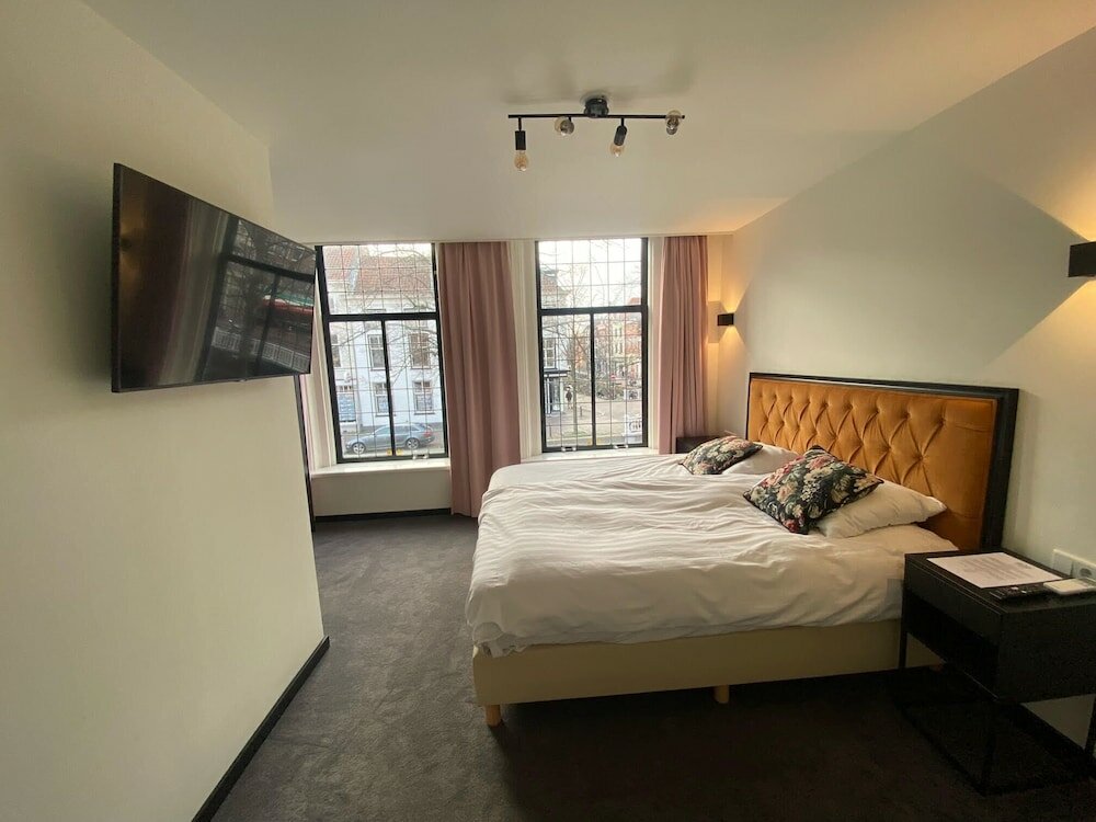 Фото Hotel Bridges House