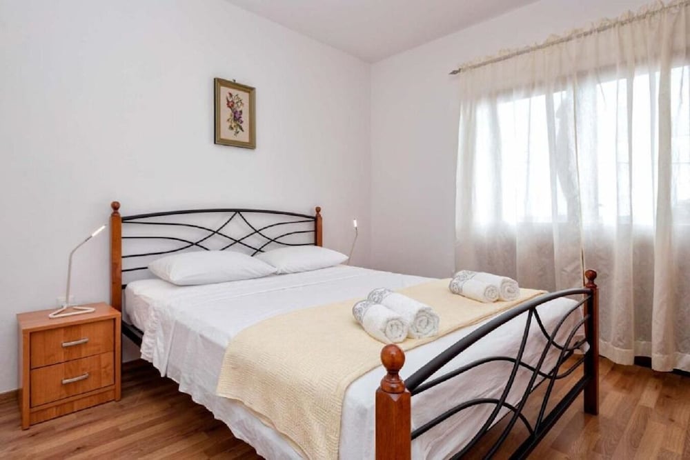 Фото Barba - Apartments With Air Conditioning - A2