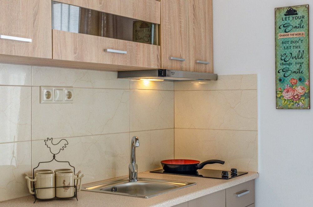 Фото Happiness Apartments