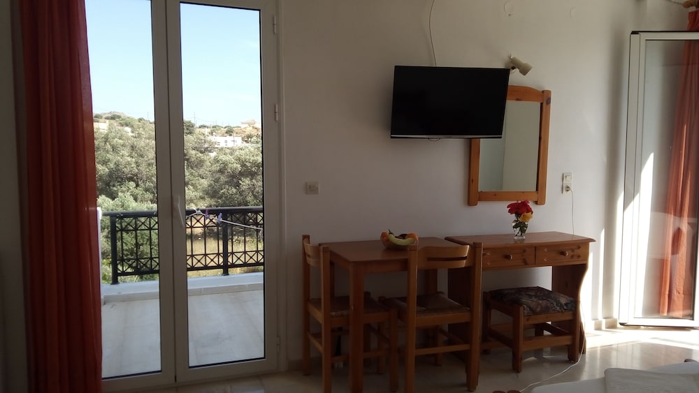 Фото Orama Apartments