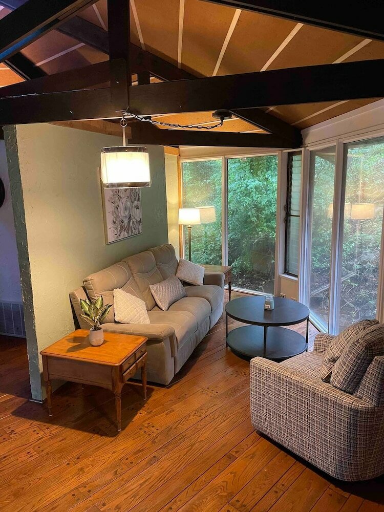 Фото Treetops in Town