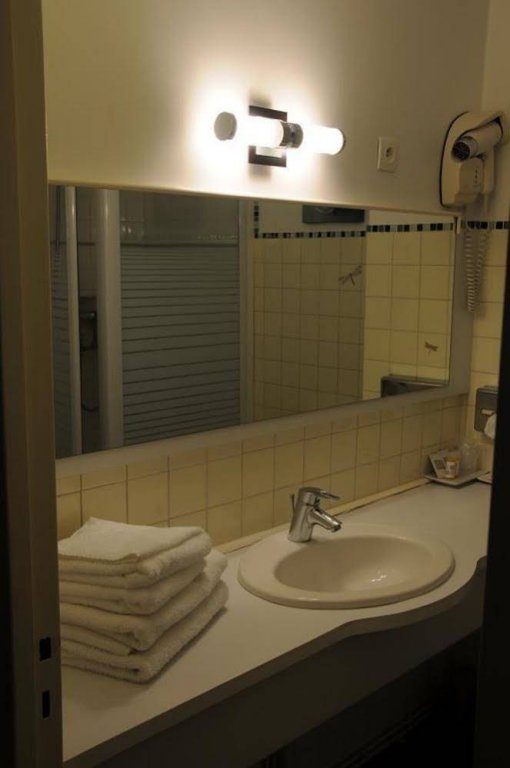 Фото Hotel Aerotel l’étape du silence