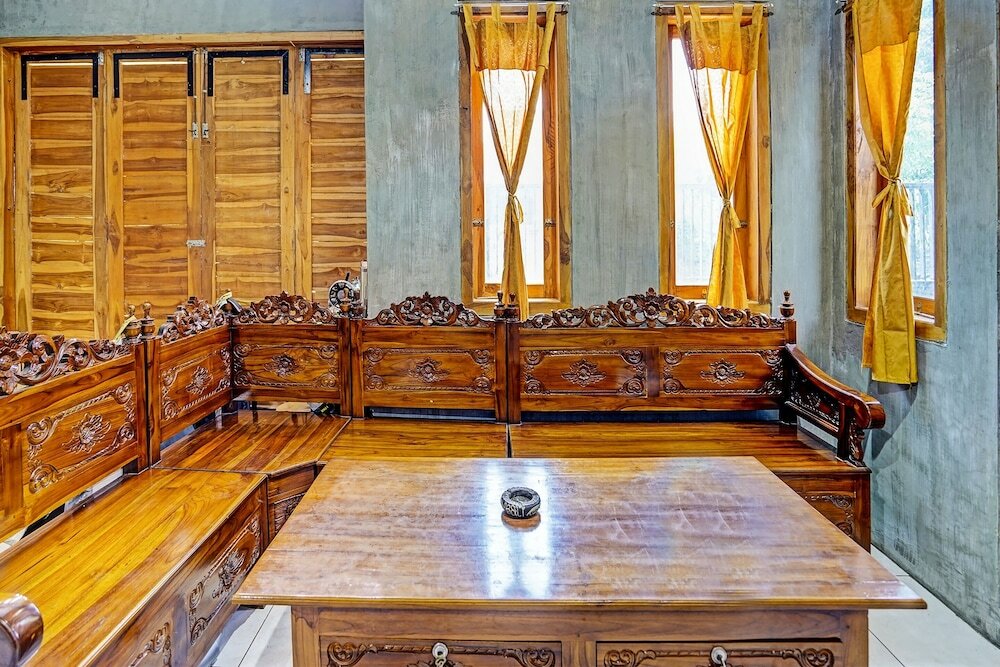 Фото Spot On 91824 Rumah Kaloka Syariah