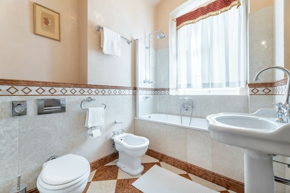 Фото Nosticova Apartments